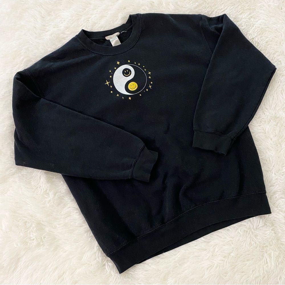Altar'd State Black Yin Yang Graphic Sweatshirt